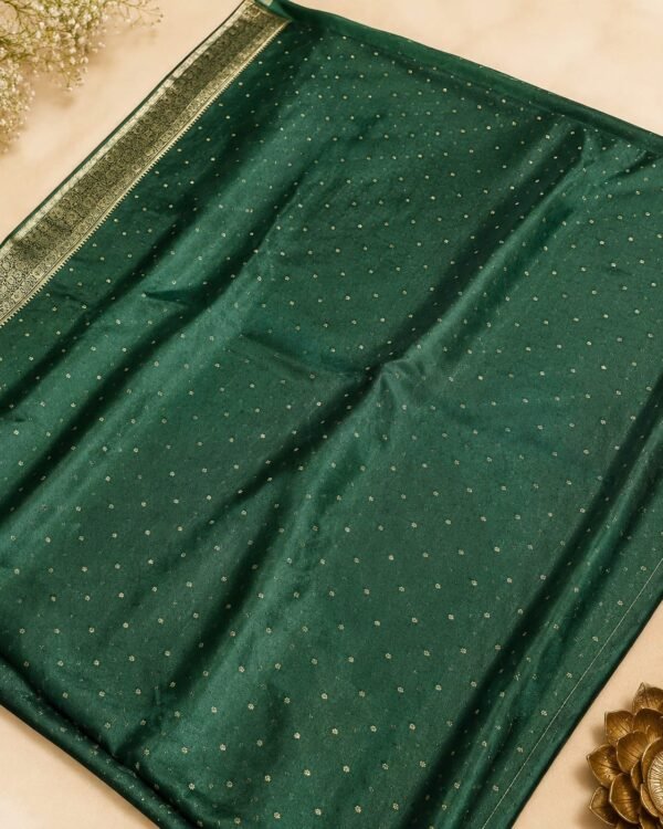 BANARAS SATIN  - GREEN